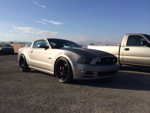 2013 Ford Mustang photo