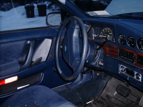 1986 Ford Taurus - All the brown is blood
