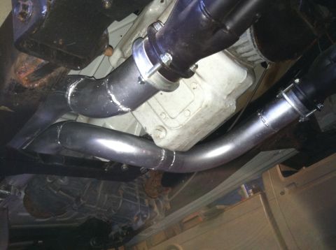 1991 Ford Bronco - The exhaust is full 3" with mandrel bends from header back. You can see the NP435 trans here too and the custom transmission mount I b…