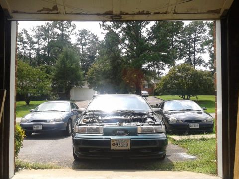 1993 Ford Taurus photo