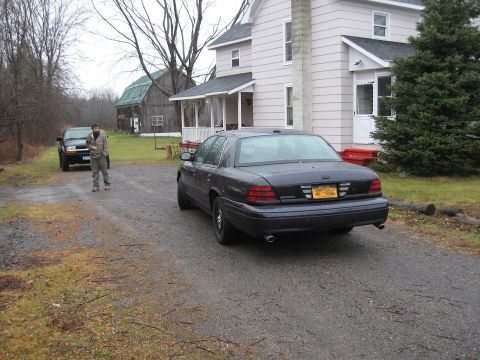 2003 Ford Crown Victoria photo
