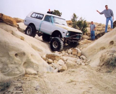 1987 Ford Bronco - next time i think i want to climb it :)