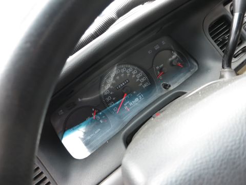 1991 Ford LTD Crown Victoria - The dashboard of a 1991 Ford Crown Victoria LTD displays the odometer reading of 125,615 miles.