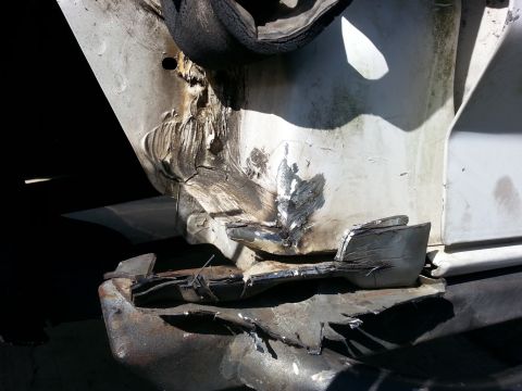 1992 Ford Bronco - not the greatest job but it's not something anyone is going to see so it will do..I hit it with some primer before I put the new fender on.