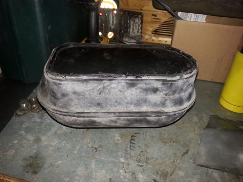 1992 Ford Bronco - chopped the top off the vacuum reservoir and now it looks like one of the normal plastic kind..going to clean this up and paint it then ins…