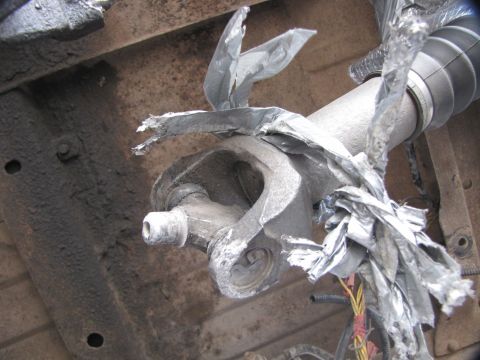 1978 Ford Bronco - Ujoint took a beating on the pavement. The yoke and driveshaft got roughed up a bit, too.