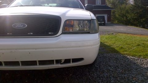 2004 Ford Crown Victoria photo
