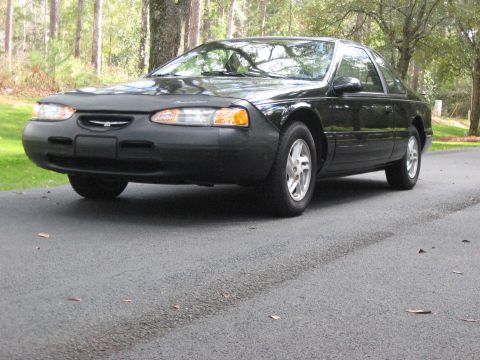 1997 Ford Thunderbird photo
