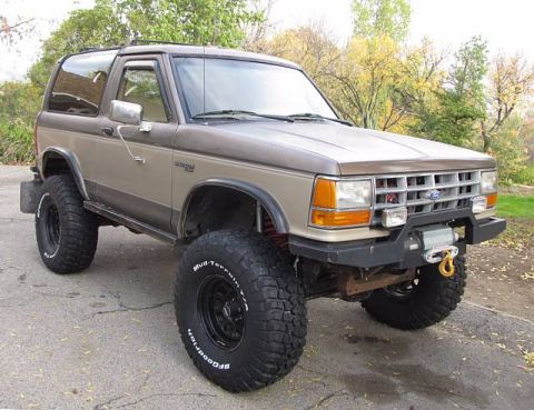 1990 Ford Bronco II - Rolling on a set of BFG MTs again (this time the KM2s). Seen them on friend's rigs... hopefully the tread cutting/chunking I had with my ol…