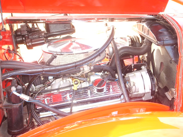Engine bay with chrome valve covers and air cleaner