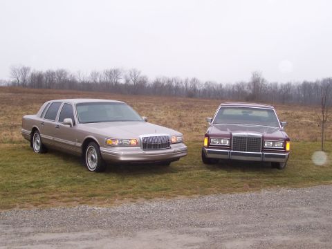 1995 Lincoln Town Car photo