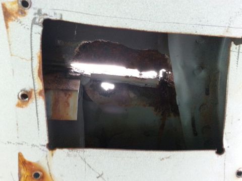 1992 Ford Bronco - the view with both panels removed..this was a lot worse than I thought.