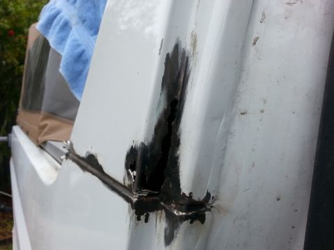 1992 Ford Bronco - here is where the sail panel meets the body, still need to do some cutting to clean it up.
