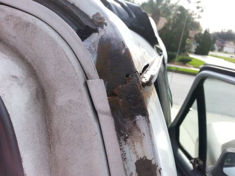 1992 Ford Bronco - Rust damage on the drip rail of a 1992 Ford Bronco, ready for repair.