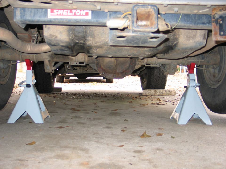 Rear end on jack stands