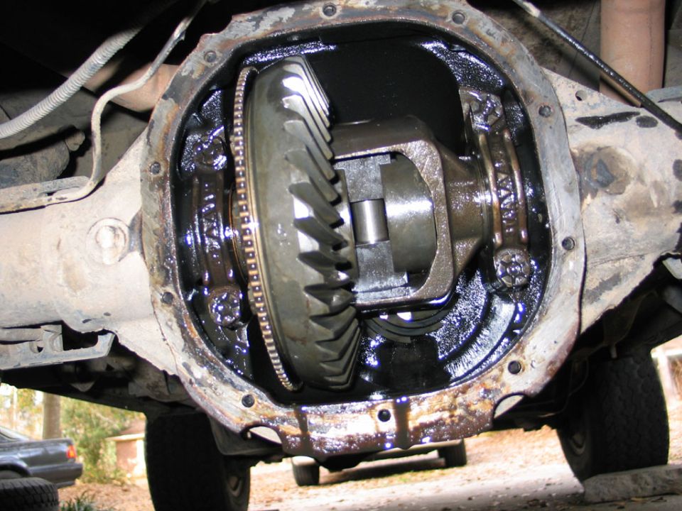 the assembled rear diff with the mini spool installed
