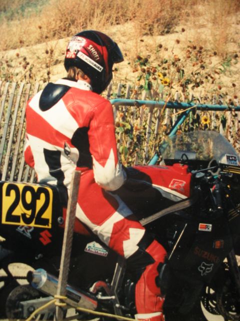 1986 Ford Bronco - on the starting grid .. waiting to race