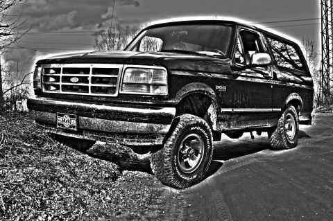 1995 Ford Bronco - Decided to get a lil fancy in Photoshop.