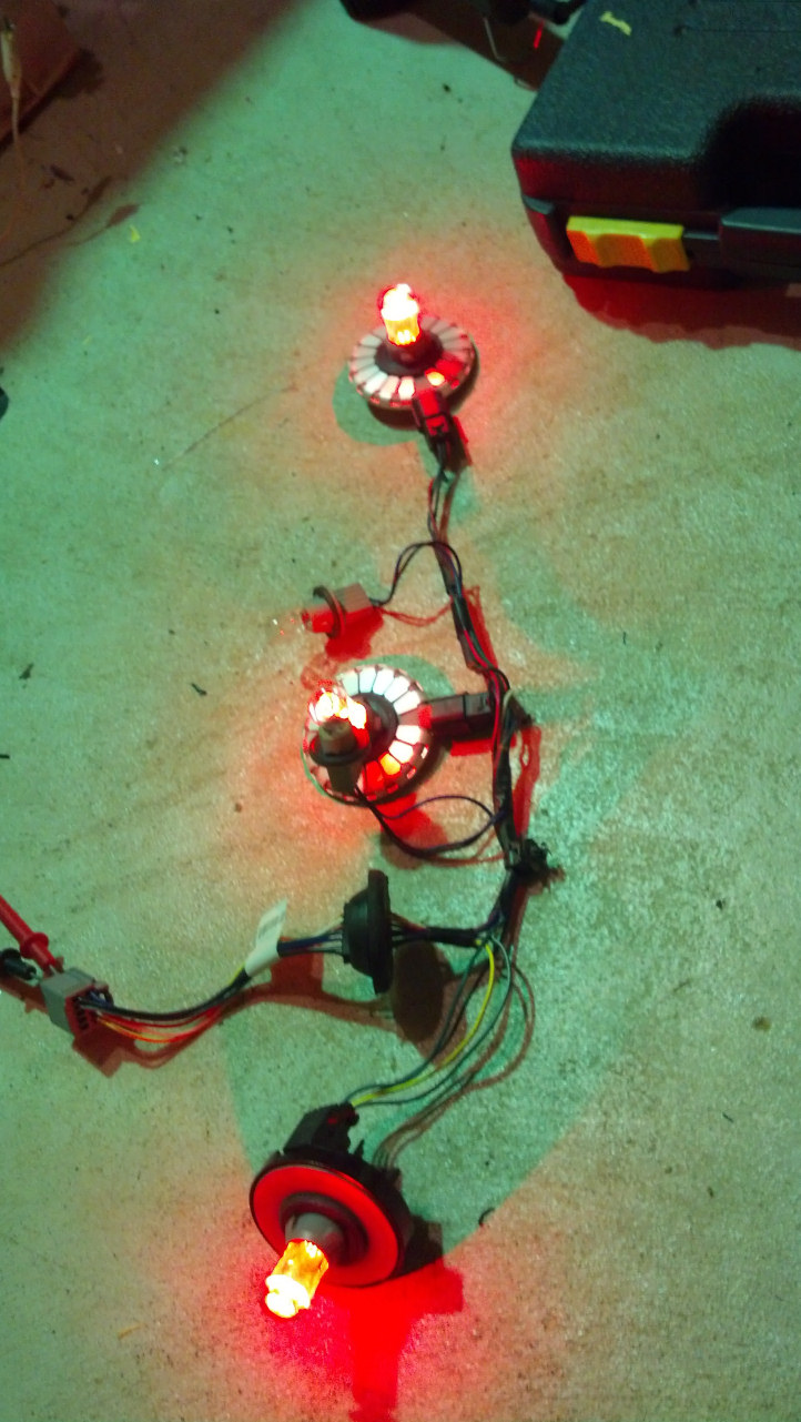 Wiring harness with three illuminated brake light assemblies
