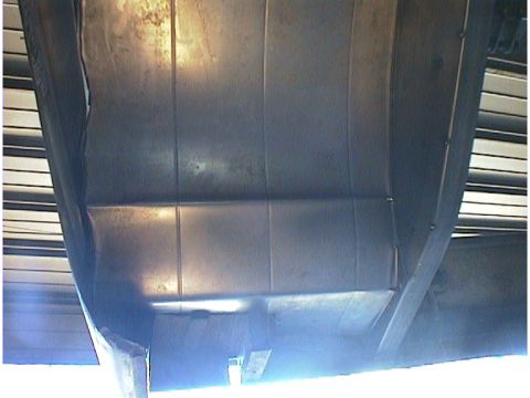 1960 Ford Falcon - Underside view of a vehicle, showing structural components and a SuperMotors watermark.