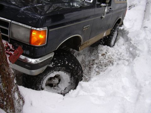 1991 Ford Bronco - As you can see,,,I needed a little help with this one