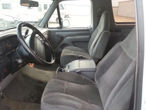 1996 Ford Bronco photo