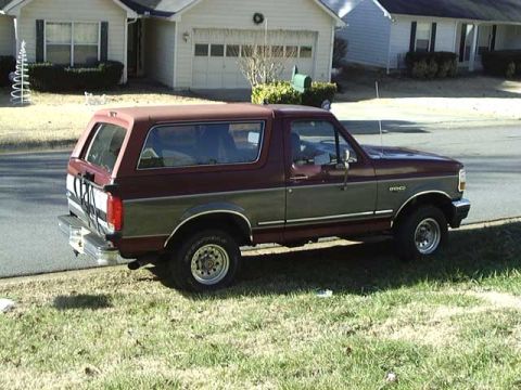 1993 Ford Bronco photo