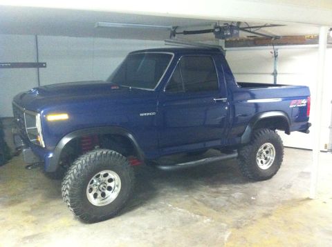 1982 Ford Bronco - This blue Ford Bronco appears to be from the early 1980s, not 1982, based on its body style.