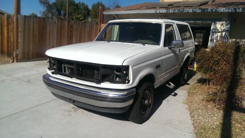 1993 Ford Bronco photo