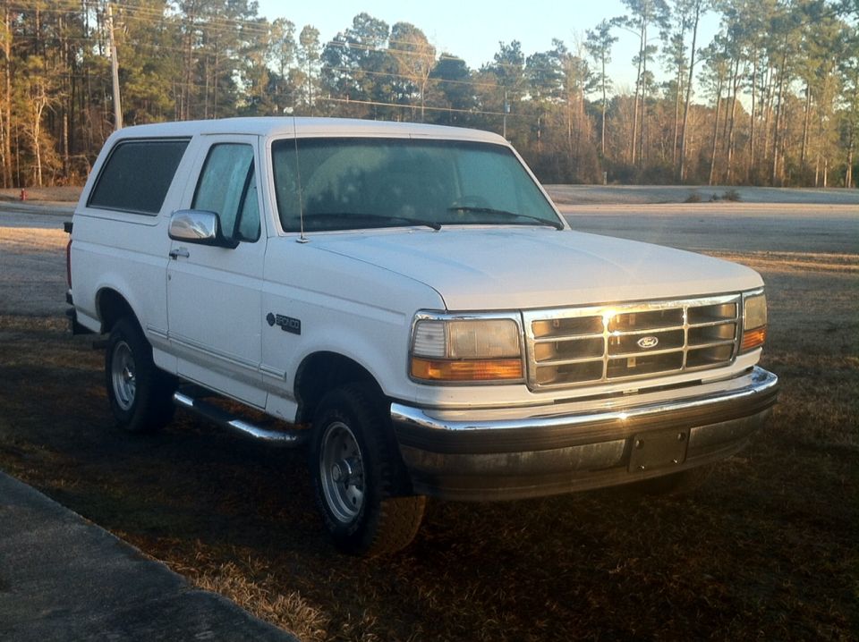 1993 Ford Bronco “Bruno”