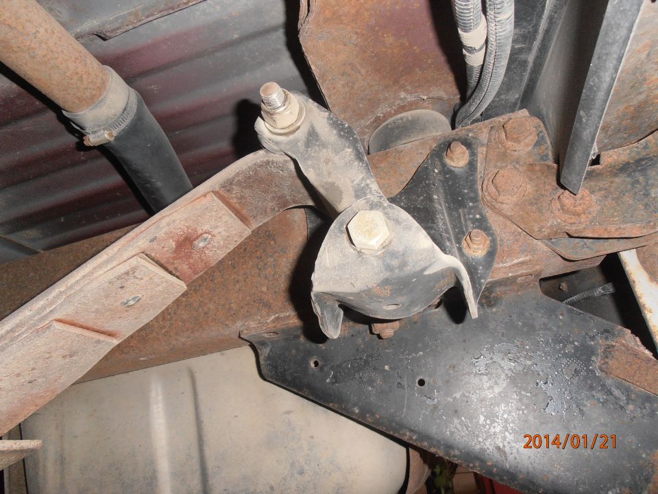 1996 Ford Bronco rear leaf spring and shock mount