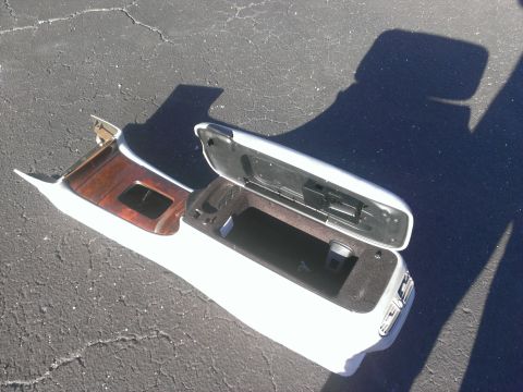 1996 Lincoln Town Car - Lid Opened