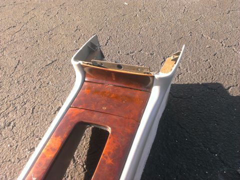 1996 Lincoln Town Car - Front nose where it goes under the dash