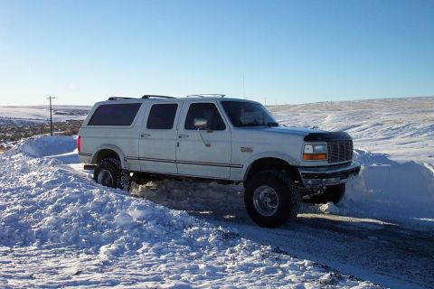 1994 Ford C-250 (Centurion Conversions) - Playing in the snow drifts