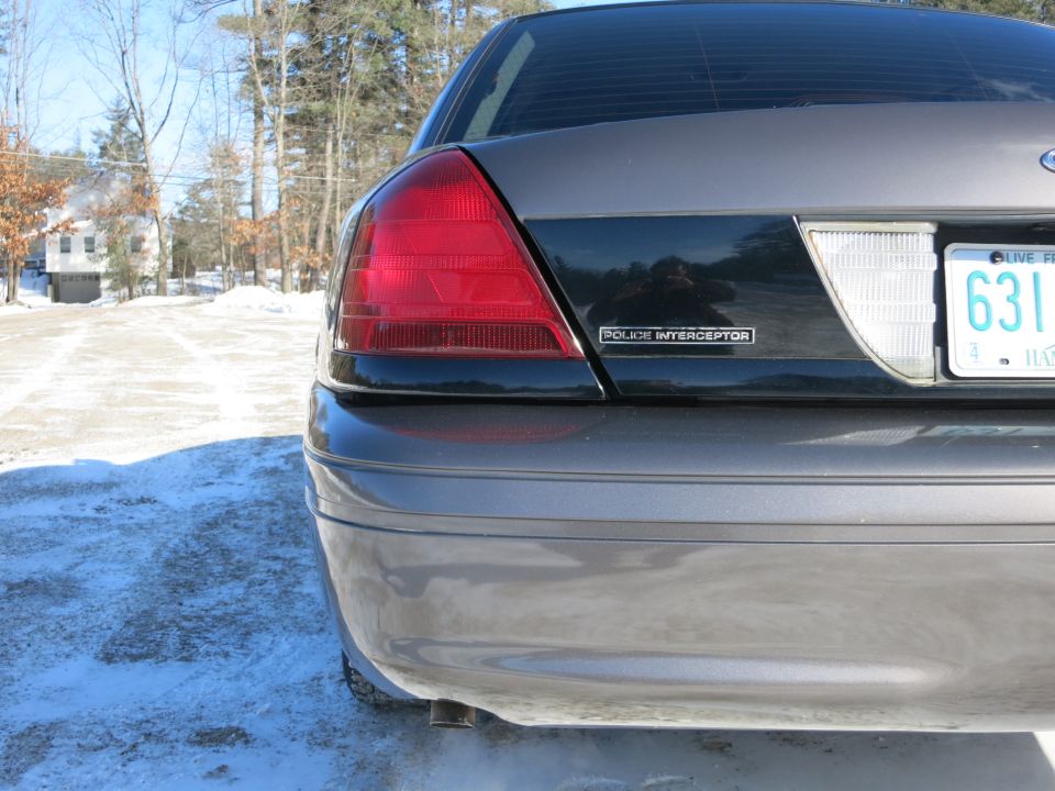 2001 Ford Crown Victoria Police Interceptor rear with license plate 631