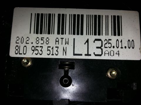 2002 Volkswagen Jetta - Label shows part number 8L0 953 513 N and a manufacturing date of January 25, 2000.