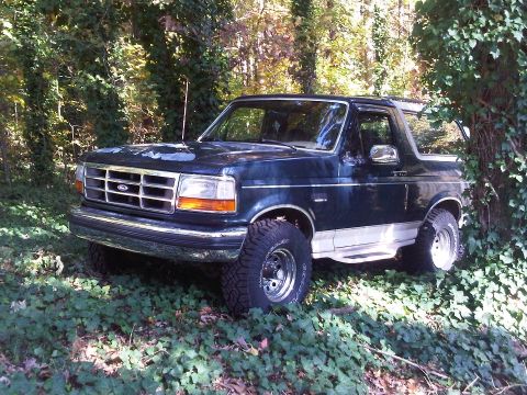 1993 Ford Bronco photo