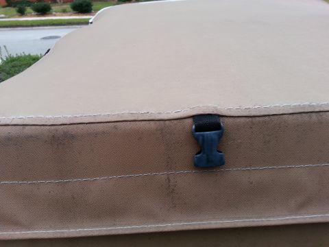 1992 Ford Bronco - Next 4 pics show where the stitching has started tear away on the seams. This top was almost $800, not something you expect when you pay th…
