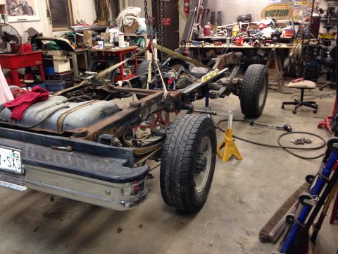 1993 Ford Bronco - Test fitting the super duty axles