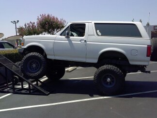 1995 Ford Bronco - The rear is definitely a limiting factor. Shock tower is in the works