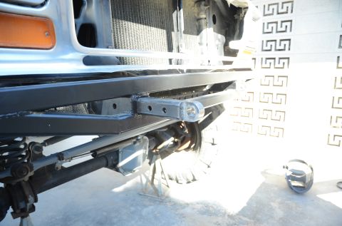 1979 Ford Bronco - 1979 Ford Bronco front end showing an aftermarket trailer hitch receiver.