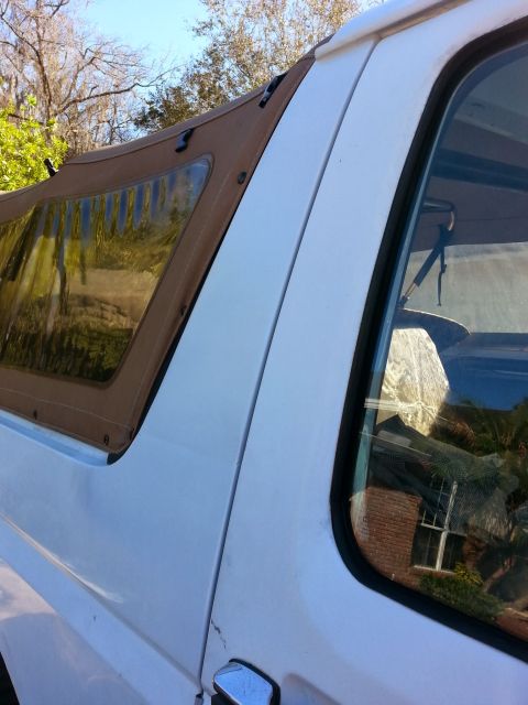 1992 Ford Bronco - passenger side done with the top back on..looks good.