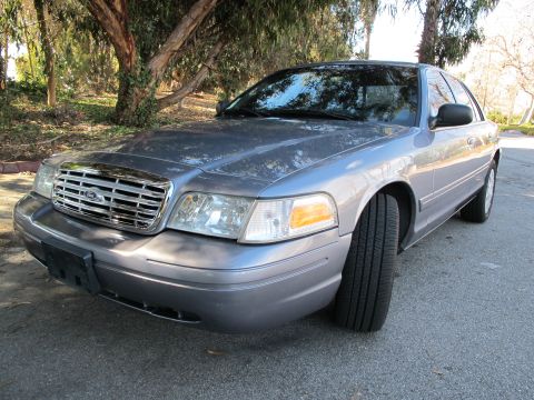 2006 Ford Crown Victoria photo