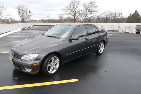 2002 Lexus IS 300 photo