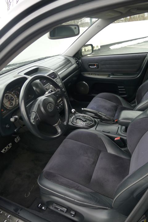 2002 Lexus IS 300 photo