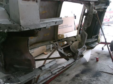 1967 Ford Mustang - Floor pan removal.