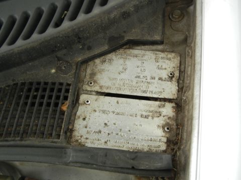 1999 Ford Fairlane - This VIN plate indicates the vehicle was built in July 1999 and is a Ford Fairlane.