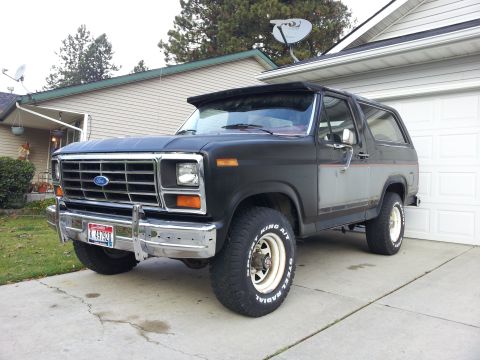 1986 Ford Bronco photo