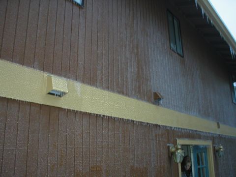 1978 Ford Bronco - The entire back of my house is glazed in ice.