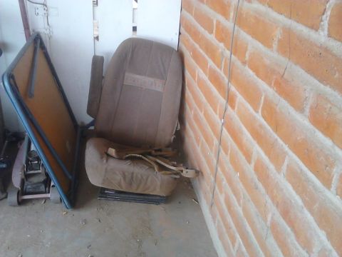 1990 Ford Bronco - busted driver seat
